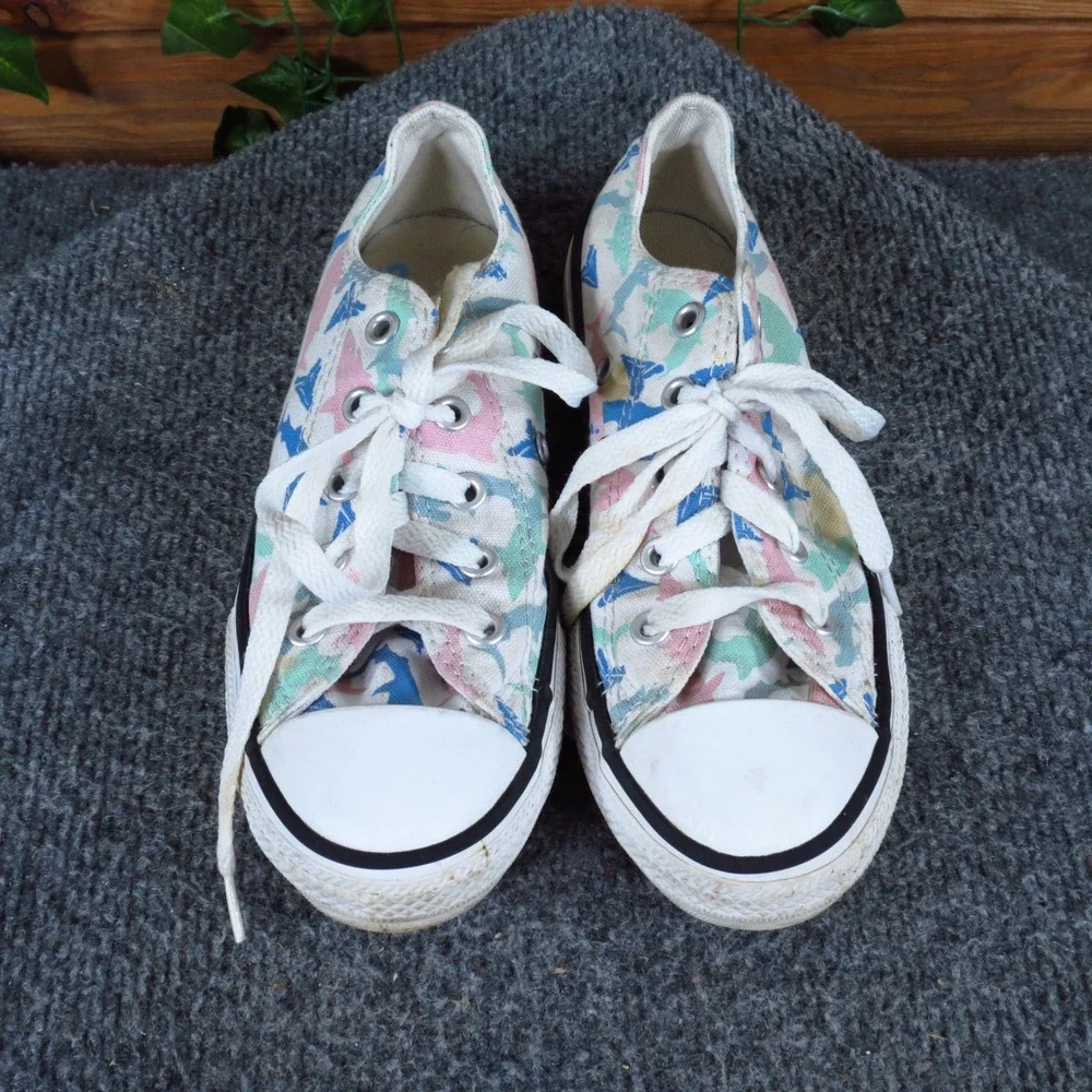 Converse Chuck Taylor All Star Junior Sneakers Size 13 School Shark Print Multi